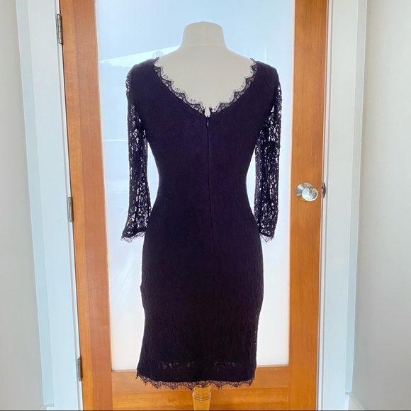 Babaton (Aritzia) Lace shift dress - Picture 2 of 5